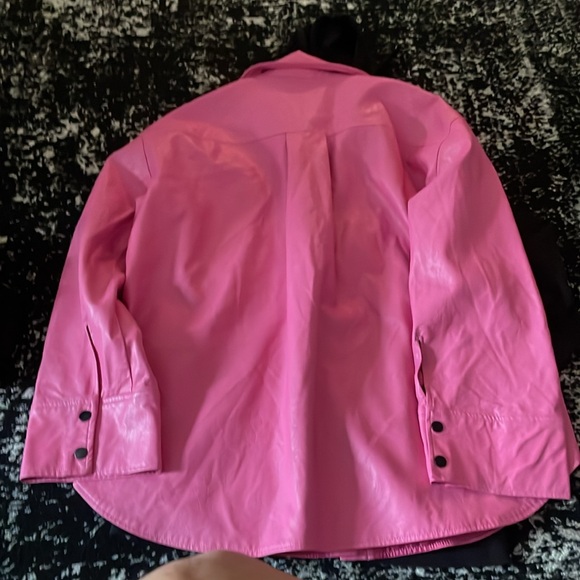 Baum Und Pferdgarten Pink Faux Leather Shirt 💕💐 - Picture 9 of 13